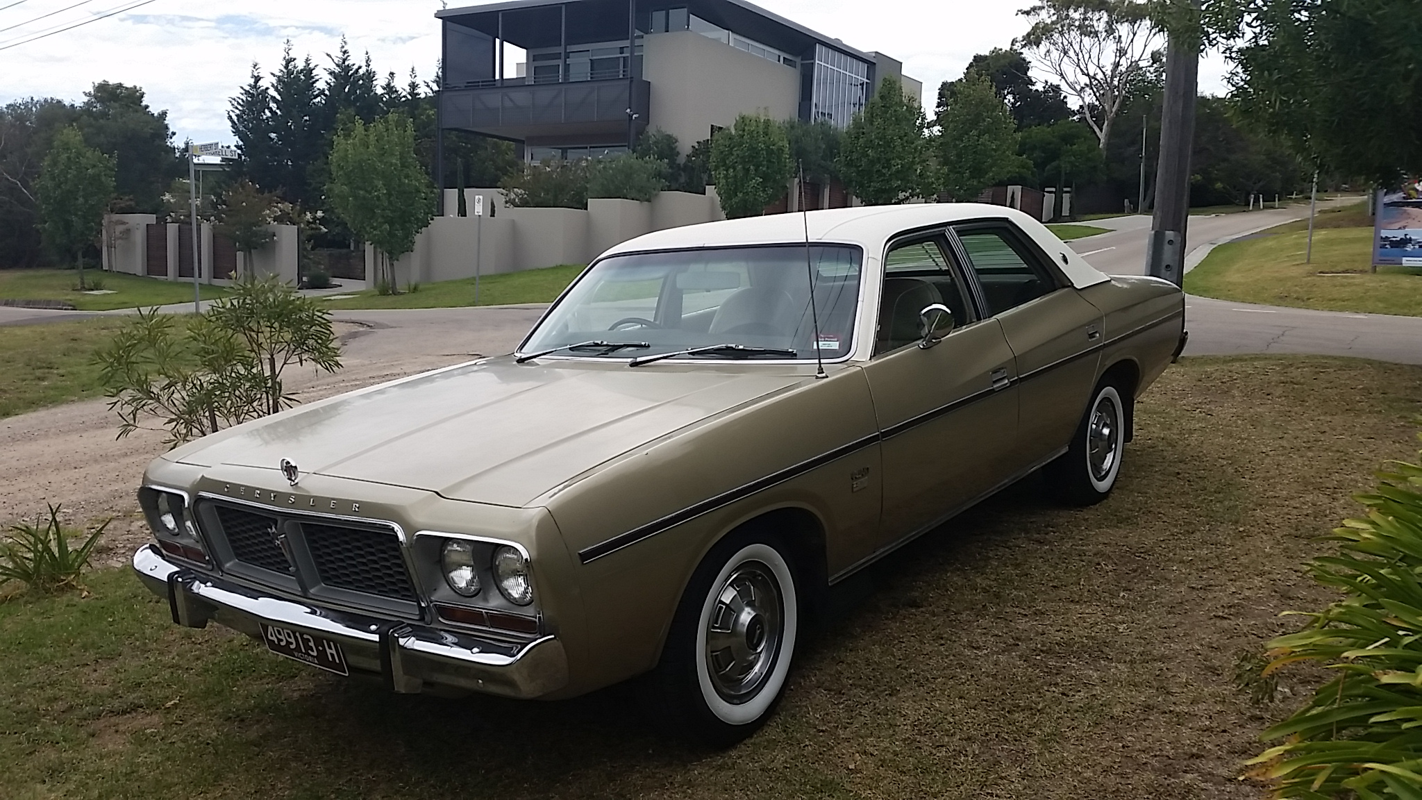 1981 Chrysler Valiant Cm 4d Sedan JCW5012623 JUST CARS