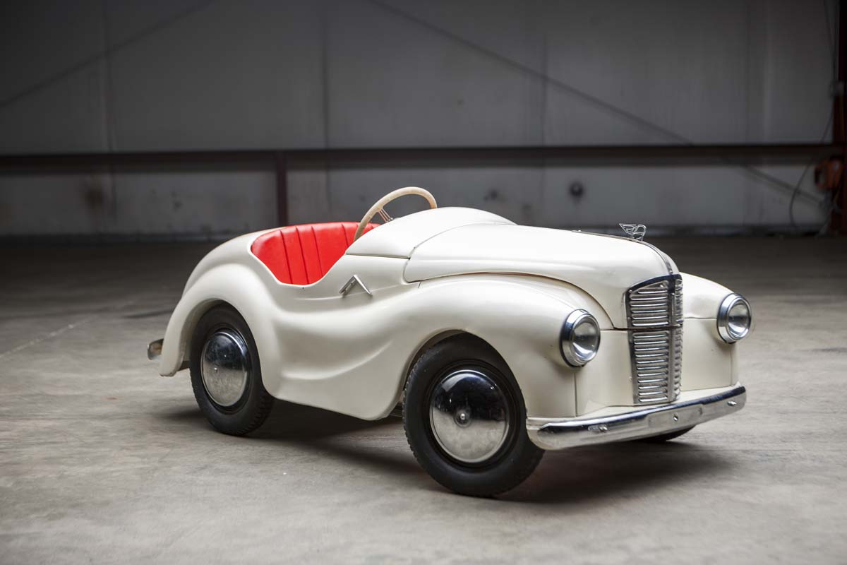 holden pedal car