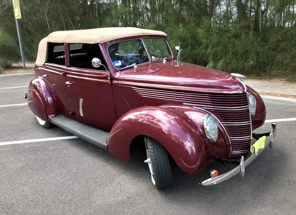 1938 Ford Deluxe Convertible - JCW5088703 - JUST CARS